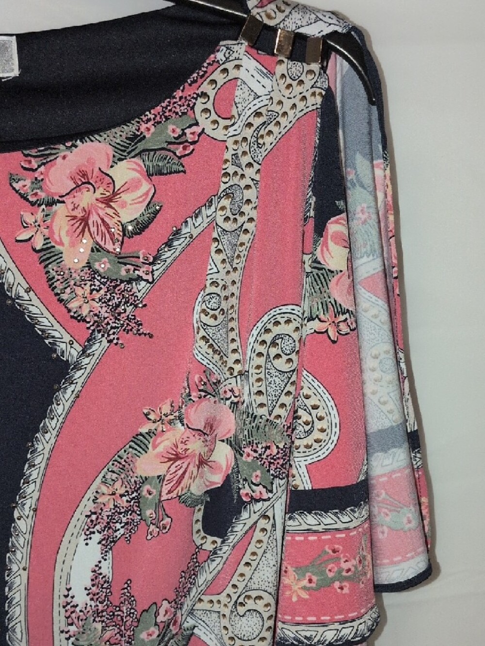 JM Collection Pink Floral Paisley Shift Dress with Black Trim Pullover style - Picture 5 of 6